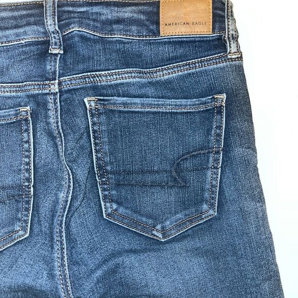 AMERICAN EAGLE SIZE 4 NE(X)T LEVEL STRETCH HI-RISE DISTRESSED JEGGING CROP - Picture 7 of 9